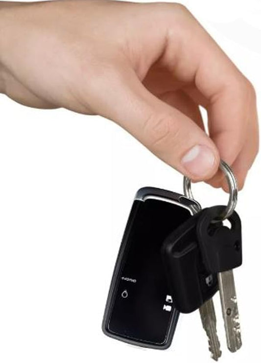 AV100 Telecamera Spia Portachiavi con microregistratore voce – Design Discreto, Facile da Usare, Video HD di Alta Qualità e Massima Portabilità Spy Cam per la Tua Sicurezza