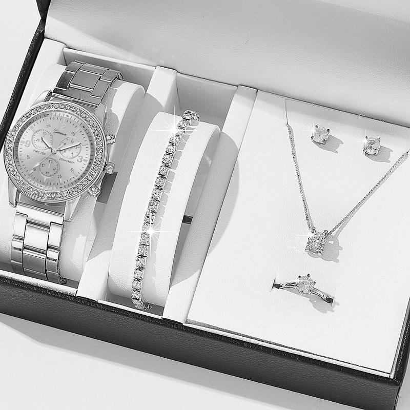 Cofanetto Regalo Donna 5 Pezzi Argento – Set Gioielli con Orologio, Collana, Orecchini, Anello e Bracciale in Acciaio – Idea Regalo Elegante con Box in Pelle per Compleanno e Anniversario