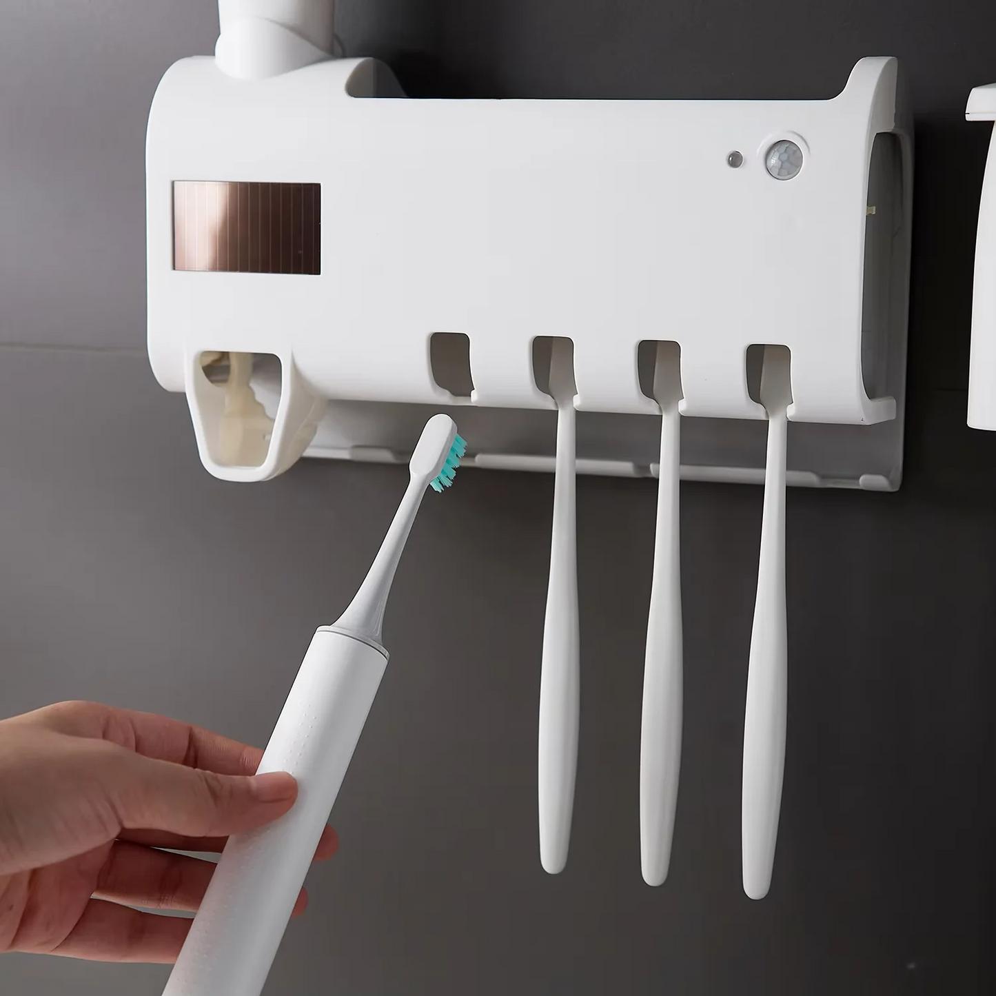 Sterilizzatore UV per Spazzolini da Denti con Ricarica Solare – Dispenser di Dentifricio Automatico Senza Contatto, Supporto Universale per Spazzolini, Elimina il 99% dei Germi – Senza Cavi
